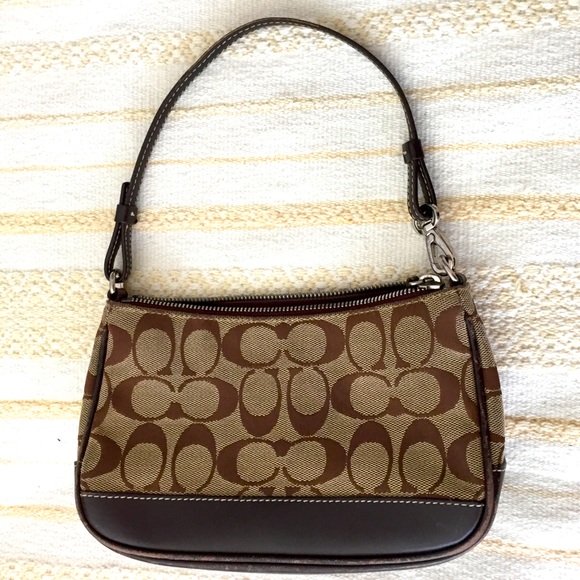 Coach Handbags - Vintage Coach Y2K Demi Signature C leather & canvas brown baguette shoulder bag